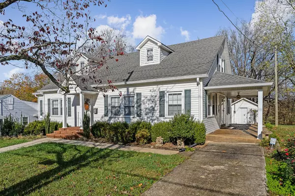 Smithville, TN 37166,408 W Main St