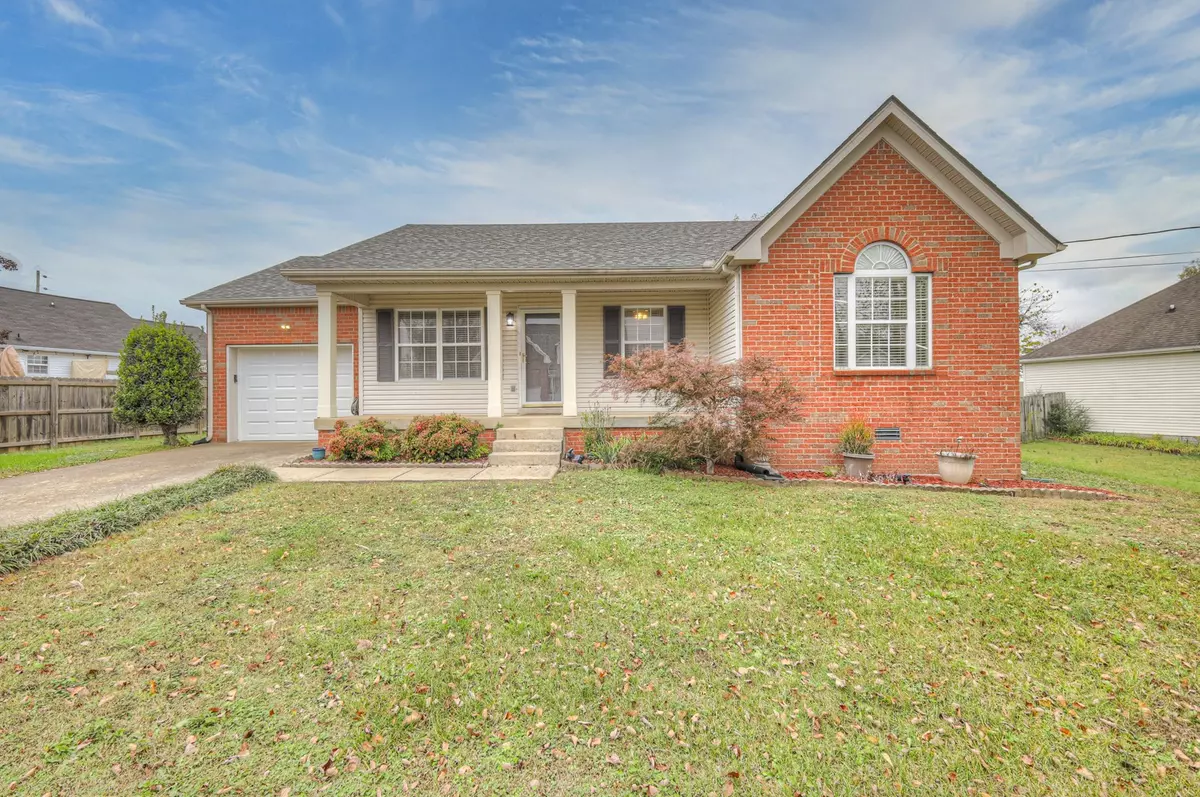 Mount Juliet, TN 37122,702 Whispering Breeze