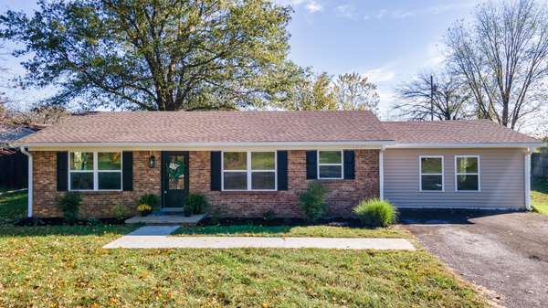 1040 Witt Rd, Bowling Green, KY 42101