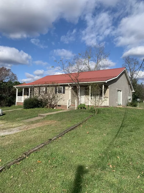 1832A Park Street, White Bluff, TN 37187