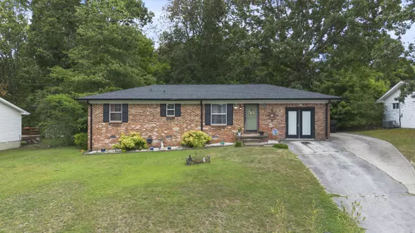 4012 E Freedom Circle,  Ooltewah,  TN 37363