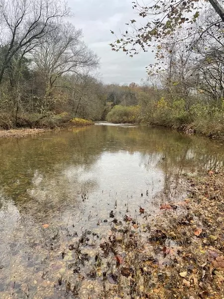 0 Edwards Ct, Mc Ewen, TN 37101