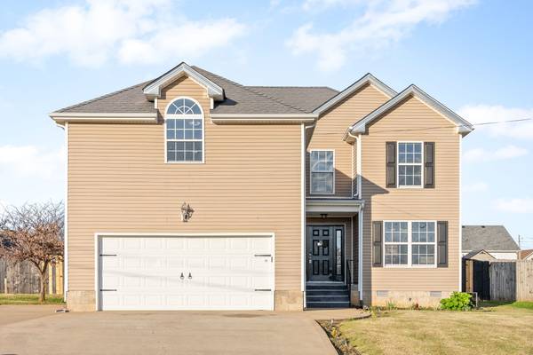 1354 Loren Cir, Clarksville, TN 37042