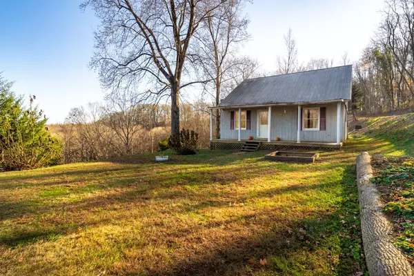 5071 Old Highway 52, Lafayette, TN 37083