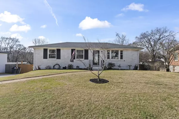 214 Bonnaridge Dr, Hermitage, TN 37076