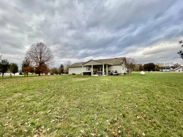 Loretto, TN 38469,3 Samuel Ln