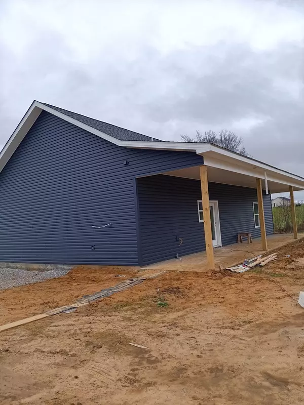 Mcminnville, TN 37110,8439 Smithville Hwy