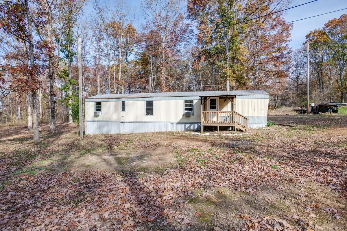 Lyles, TN 37098,6898 Oak Hill Rd