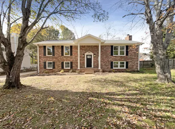 7605 Rolling River Pkwy, Nashville, TN 37221