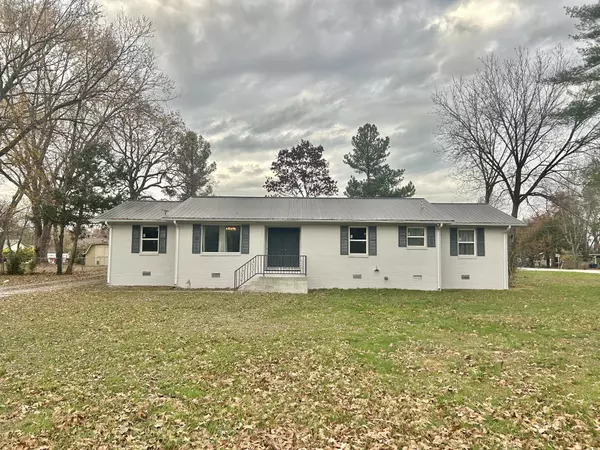 1307 Edgewood Dr, Manchester, TN 37355