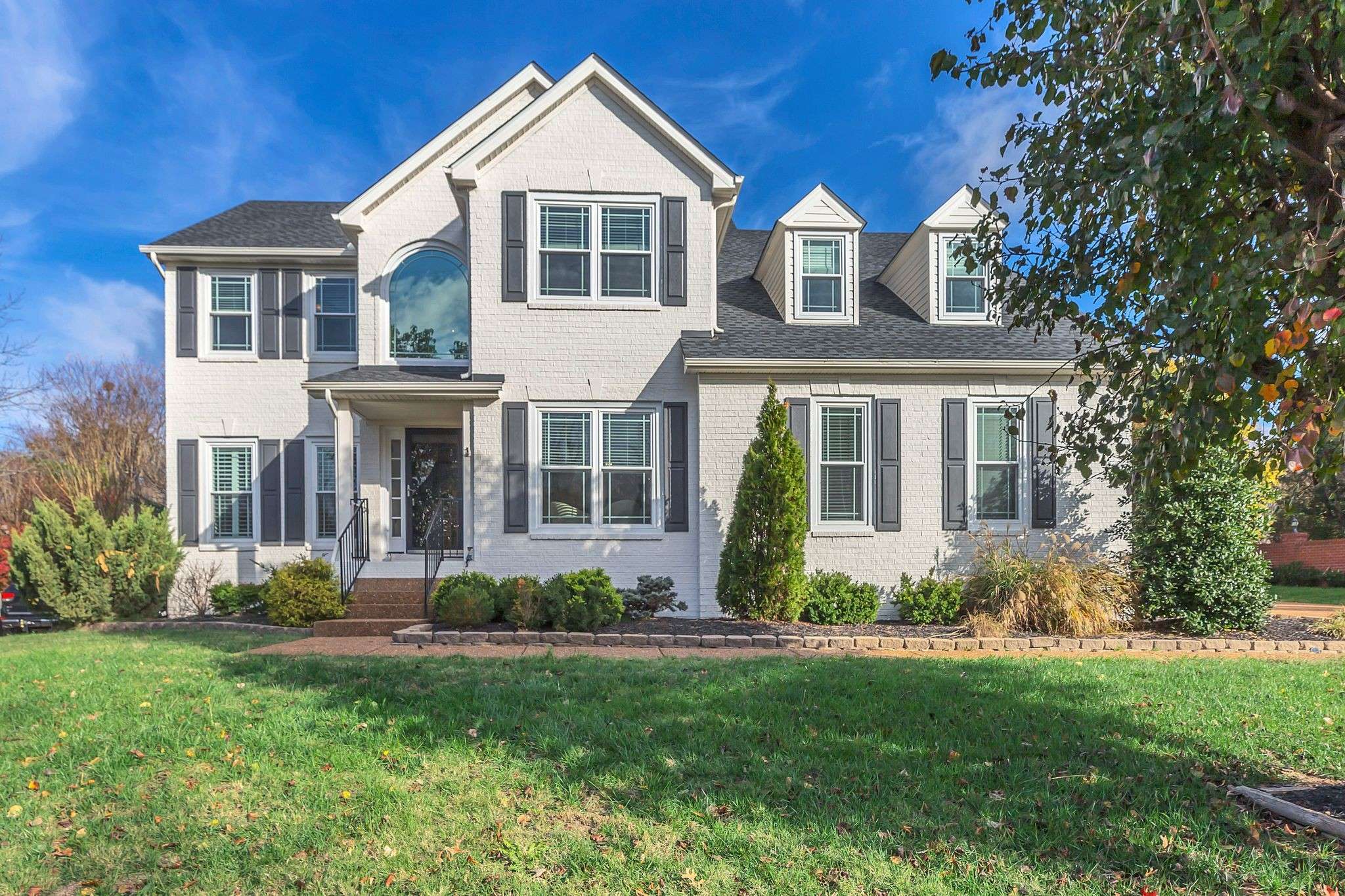 216 Dandridge Dr, Franklin, TN 37067