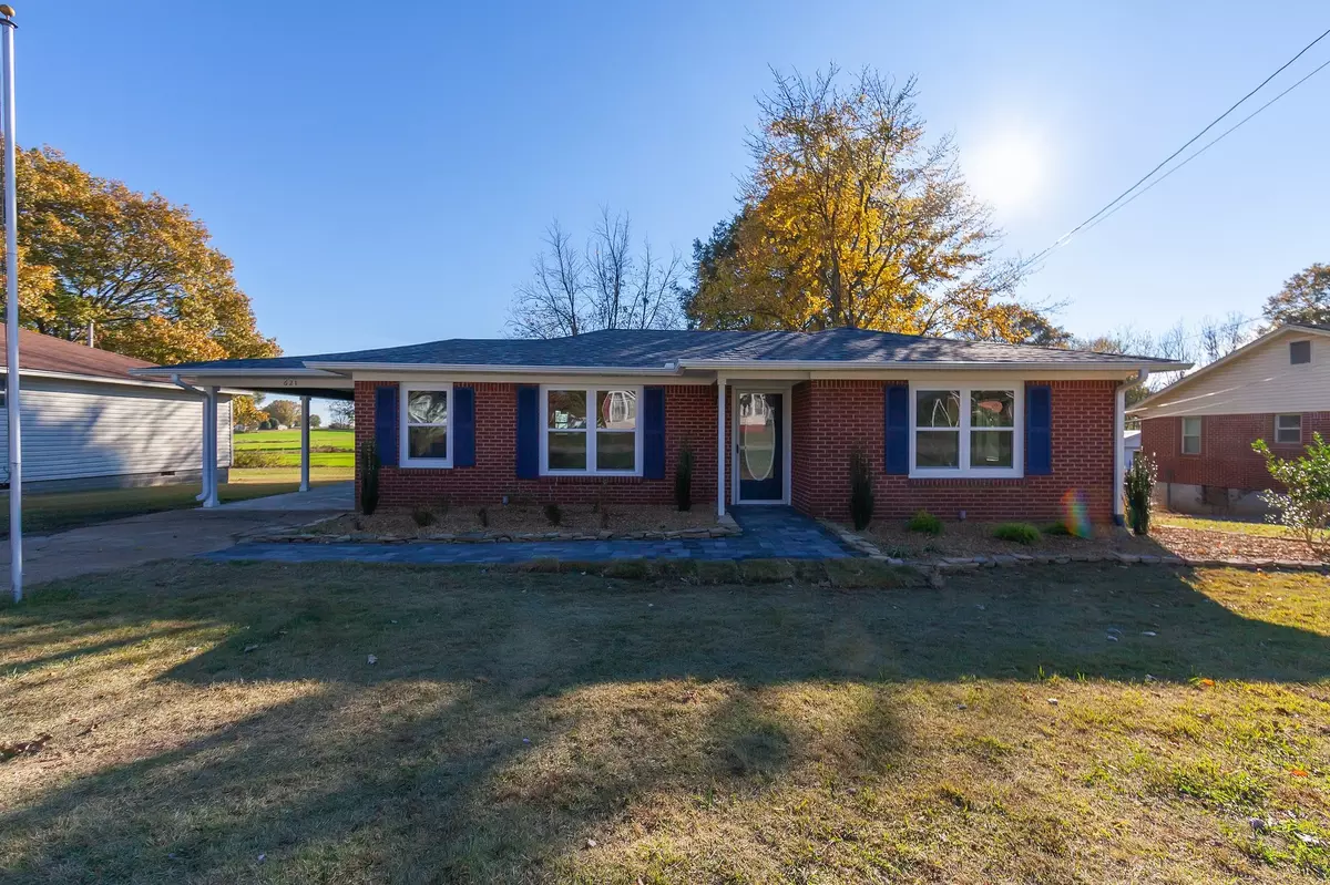 Rutherford, TN 38369,621 McKnight St