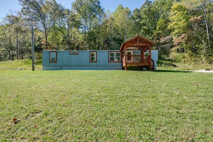 1145 Earl Leach Rd, Cumberland Furnace, TN 37051