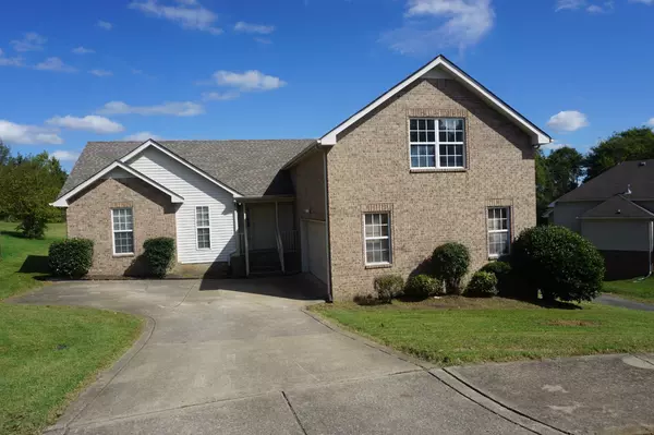 286 Iris Drive, Hendersonville, TN 37075