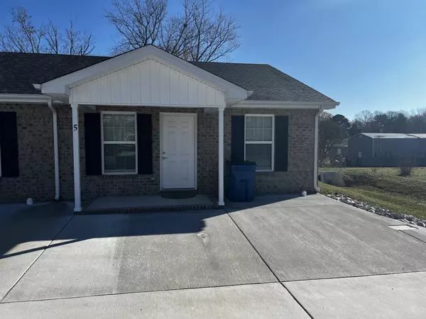 603 Oakdale St #5, Manchester, TN 37355