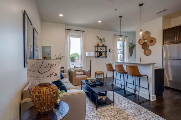 Nashville, TN 37203,210 30th Ave #N #305