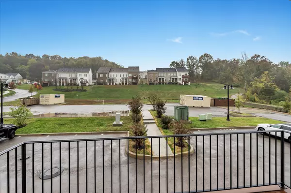 Nashville, TN 37221,2002 Gildridge Dr #203