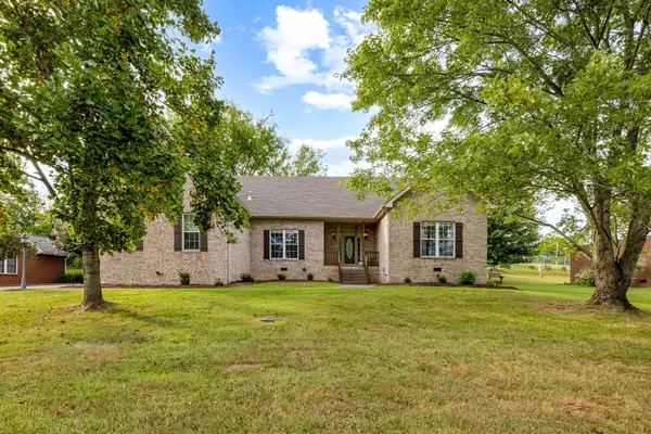 1117 Franklin Dr, Greenbrier, TN 37073