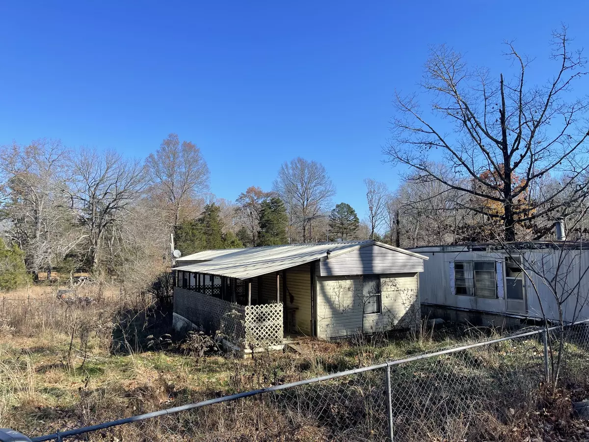 Hohenwald, TN 38462,1416 New Kimmins Rd