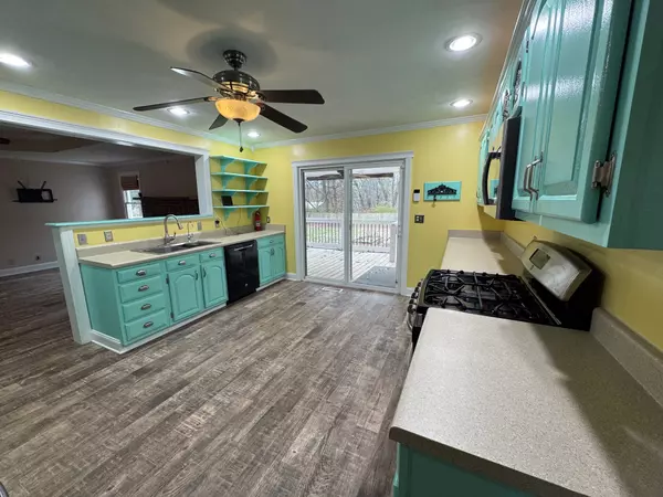 Greenbrier, TN 37073,1002 Windmere Ln