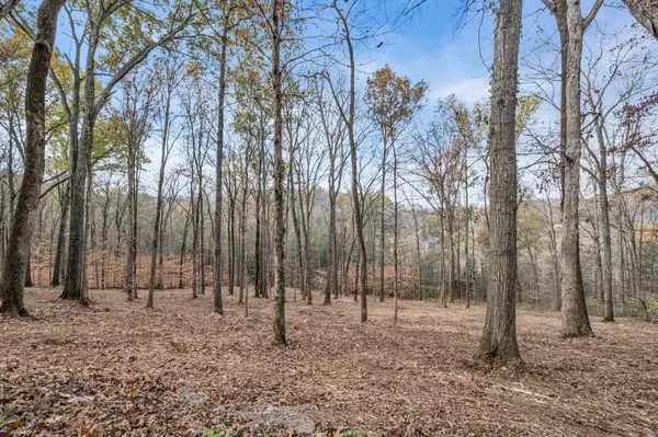 Nashville, TN 37209,7522 River Road Pike