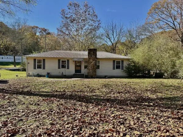 9045 Dallas Hollow Road, Soddy Daisy, TN 37379