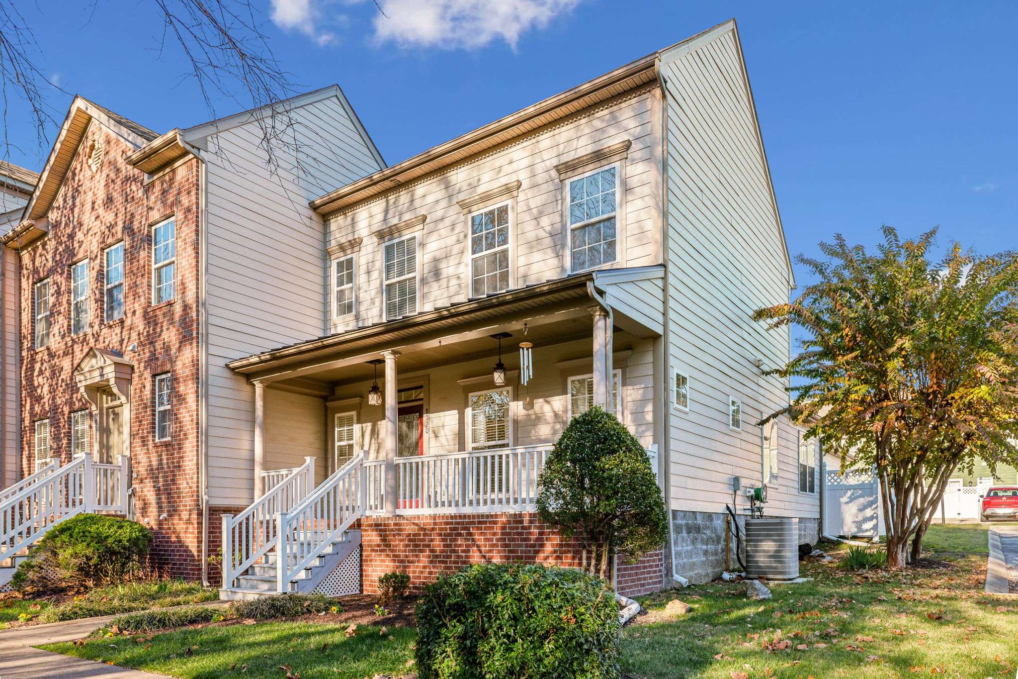 8720 Gauphin Pl, Nashville, TN 37211