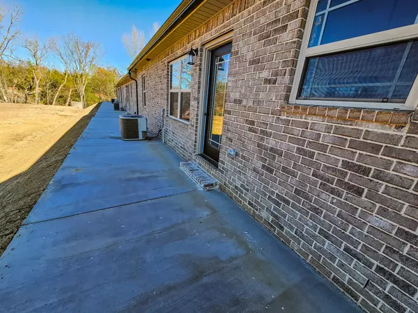 Shelbyville, TN 37160,1523 Green Ln