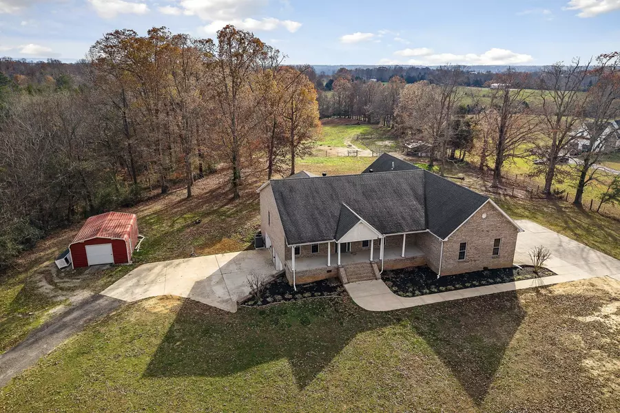 2700 Jefferson Rd, Smithville, TN 37166