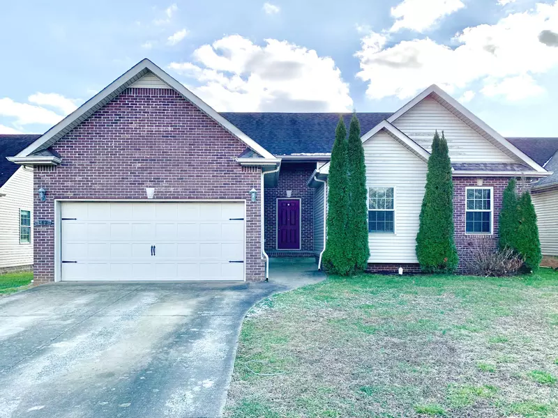 842 Shelton Cir, Clarksville, TN 37042