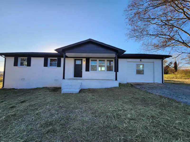 20 Front St, Dellrose, TN 38453