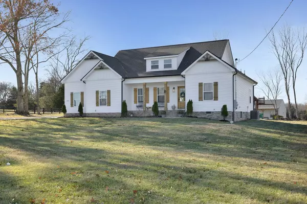 384 Adams Rd, Shelbyville, TN 37160