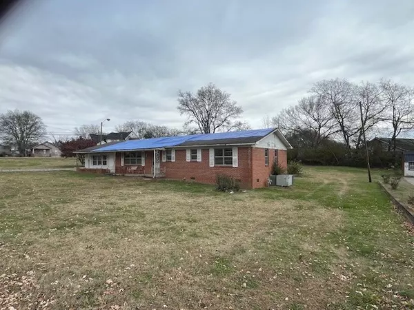 241 Trousdale Ave, Gallatin, TN 37066