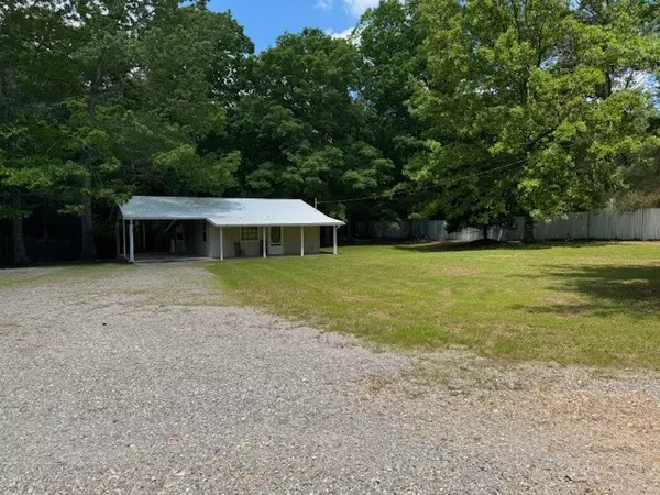 Hohenwald, TN 38462,108 Hunters Ln