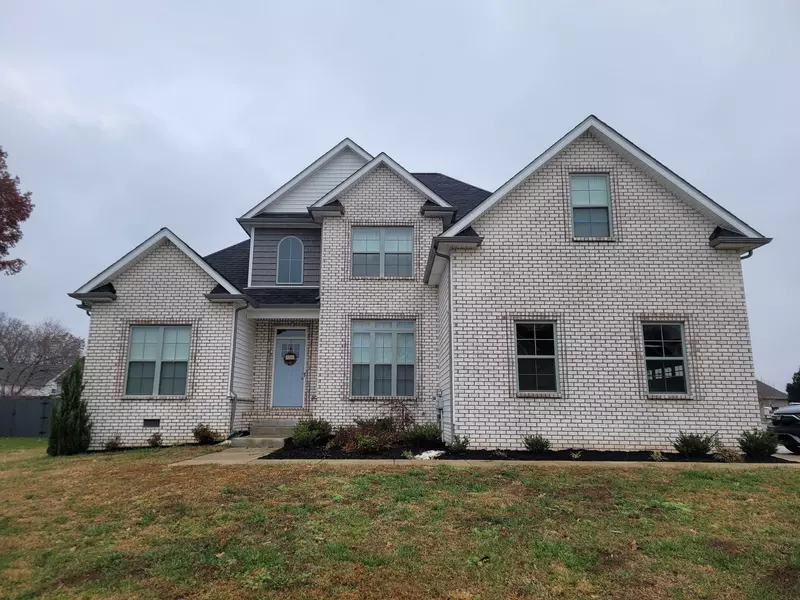 3277 Sunny Slope Dr, Clarksville, TN 37043