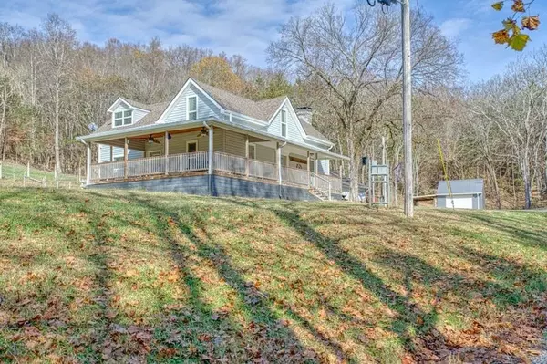 Gainesboro, TN 38562,390 Taylor Hollow Ln