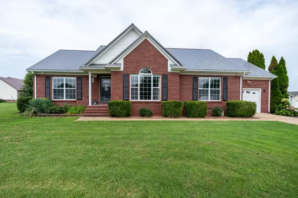 Summertown, TN 38483,121 Monument Cir