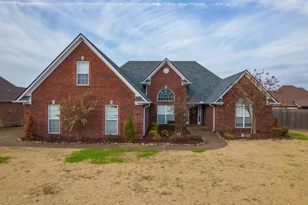 315 Short Leaf Dr, Medina, TN 38355