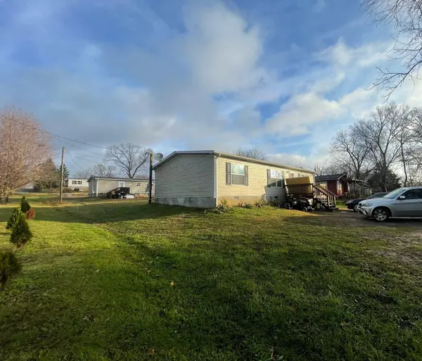 207B Fair St #N, Sweetwater, TN 37874