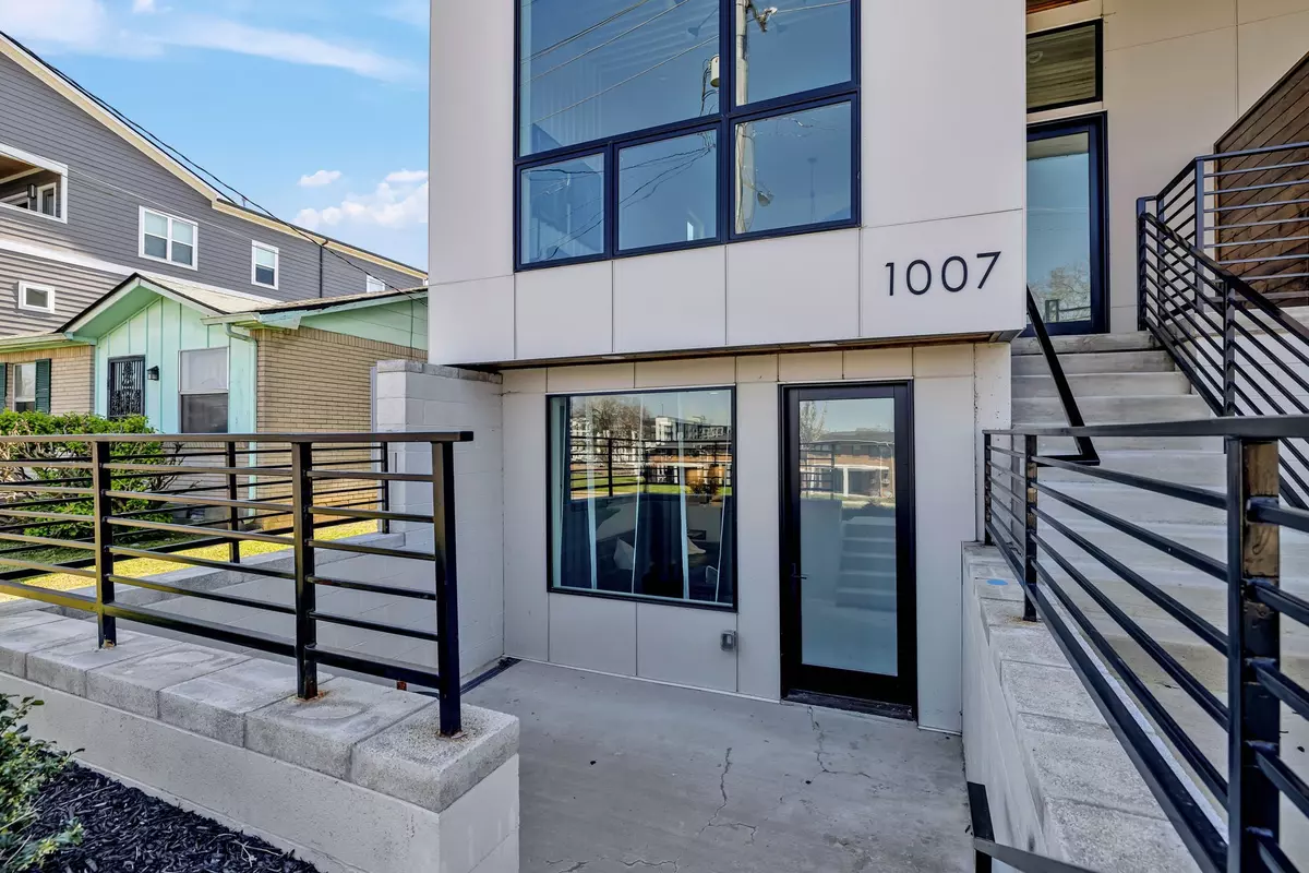Nashville, TN 37203,1007 Summit Ave #1