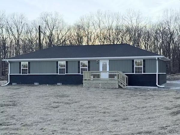 406 New Rock Creek Rd, Tullahoma, TN 37388