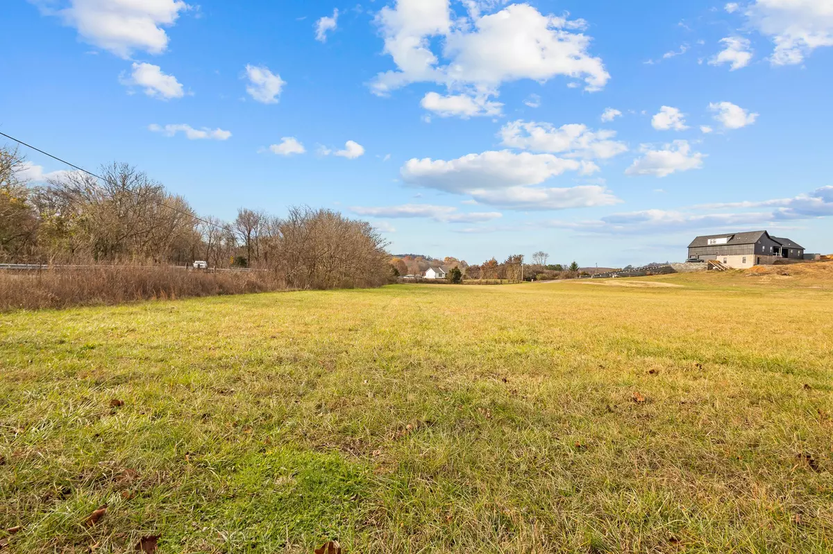 Tullahoma, TN 37388,0 Thompson Creek Rd