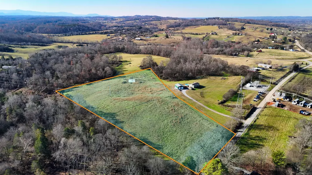 350 Reed Rd, Greeneville, TN 37745