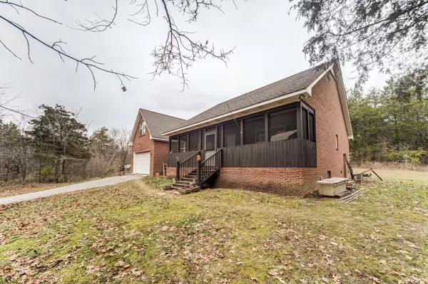 Castalian Springs, TN 37031,247 Carter Ln