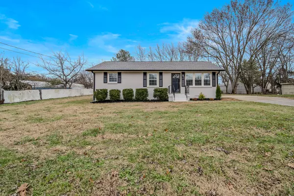 142 Campbell Pl, La Vergne, TN 37086