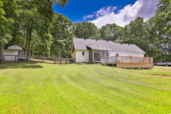 Cottontown, TN 37048,199 Broaderick Ln