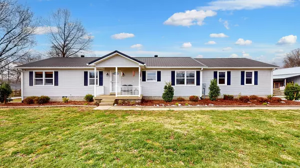 3977 Dobbins Pike, Portland, TN 37148