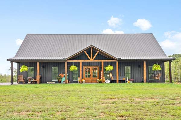 2937 Cooley Ford Rd, Tennessee Ridge, TN 37178