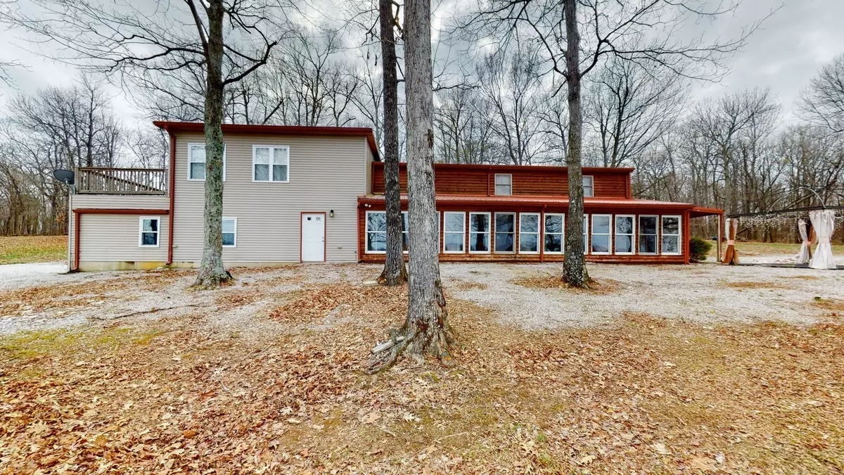 Russellville, KY 42276,549 Three Pond Ln