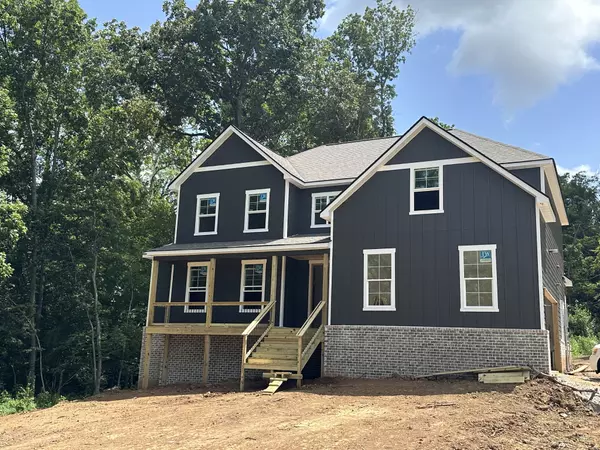1584 Frye Rd, Columbia, TN 38401